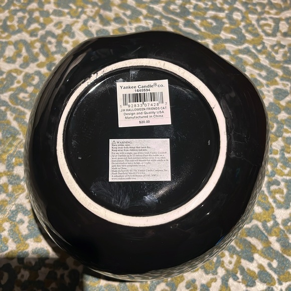 Yankee Candle co. Black cat “J/H HALLOWEEN FRIENDS CAT” decor - Picture 4 of 5